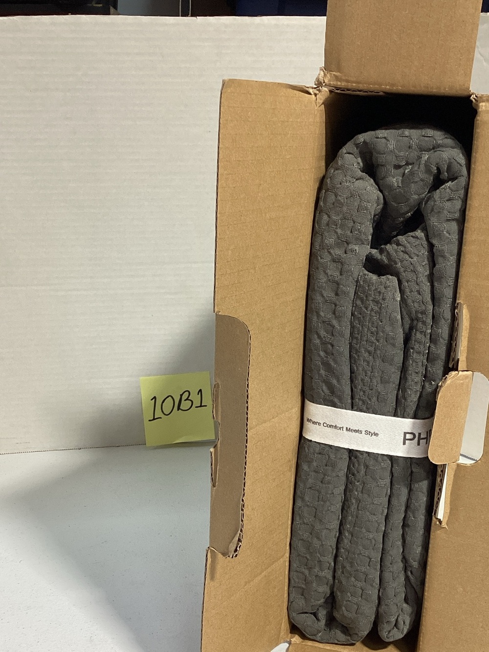 -PHF branded Gray Waffle-Knit Throw Blanket